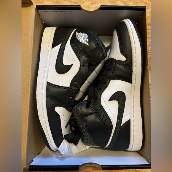 Air Jordan 1 Mid SE Men’s Size 9 Sold on Mercari - Picture 3 of 8